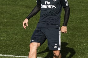 包含今晚芝加哥公牛备战国王杯；外线爆发细节曝光；信心回归；心理建设被强调的词条-体育平台